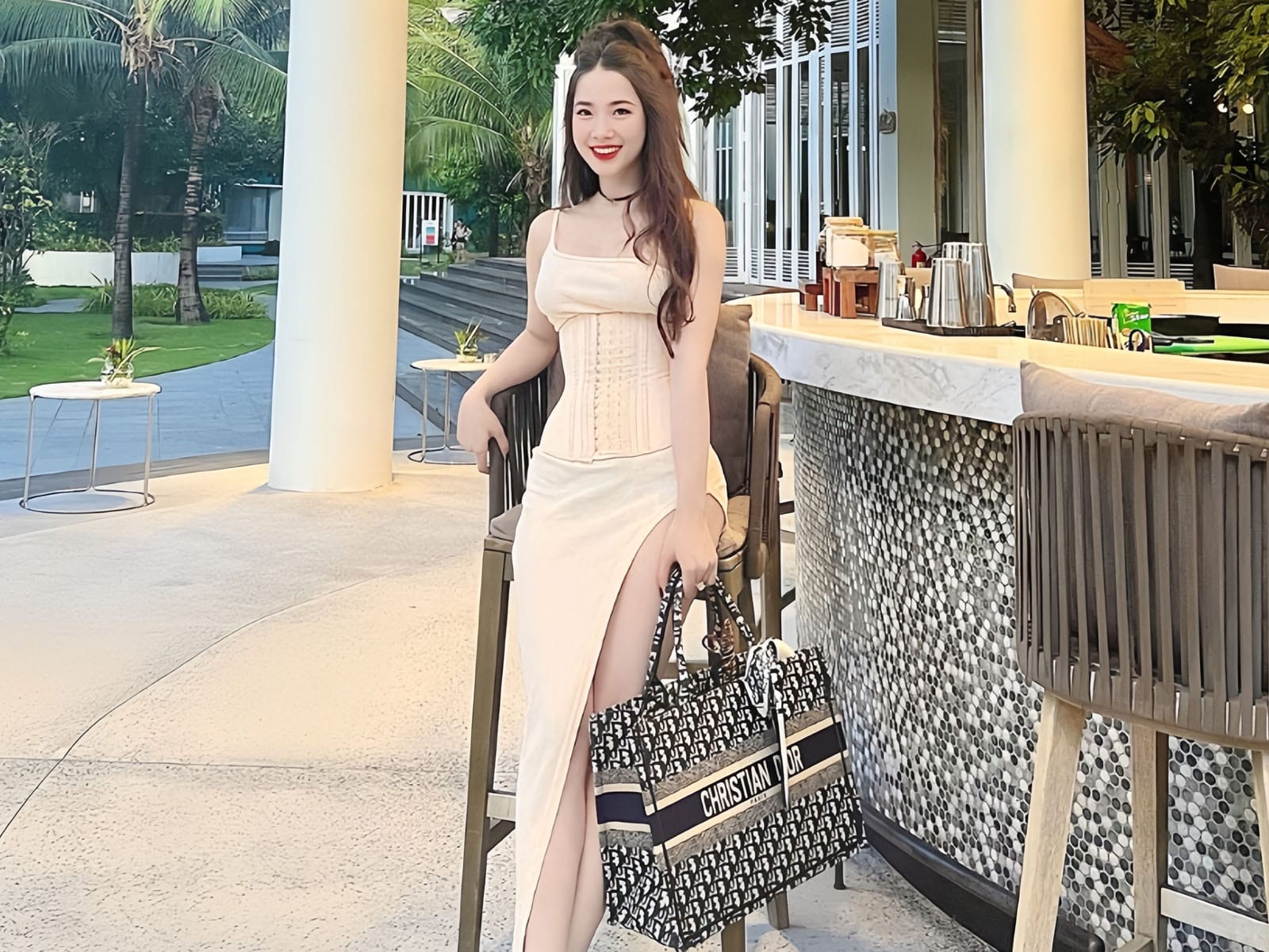 Giữ Dáng Với Latex